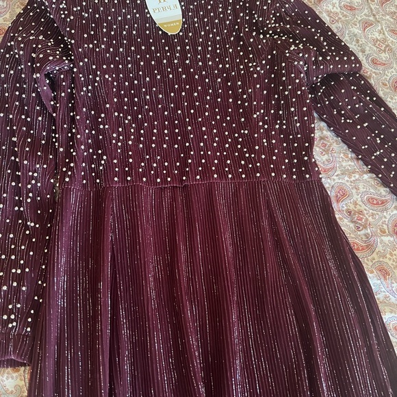 Dress - Picture 4 of 4